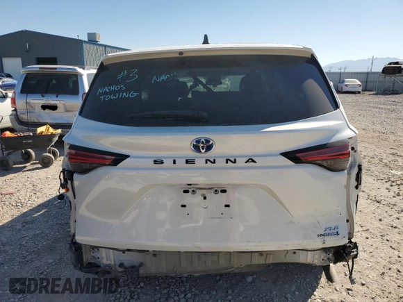 2021 Toyota Sienna XLE with VIN 5TDYRKEC8MS022838, listed as a Copart auction lot 71315344 with Not Provided miles and Salvage Title. Bid and sale history available at DreamBid. Image 6.