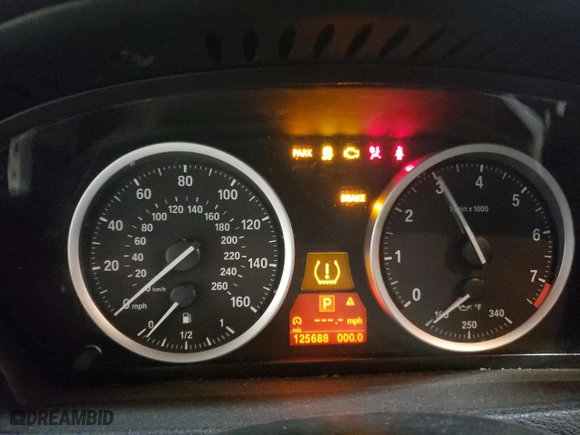 2011 BMW X6 35i with VIN 5UXFG2C52BLX08615, listed as a Copart auction lot 43427545 with 125,688 mi miles and Clean Title. Bid and sale history available at carsss.com. Image 9.