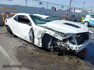 2015 Chevrolet Camaro SS with VIN 2G1FK1EJ3F9294657, listed as a IAAI auction lot 41603593 with 1 mi miles. Bid and sale history available at carsss.com. Image 1.