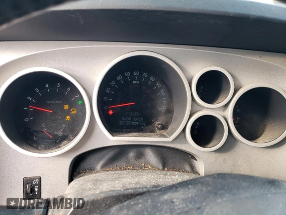 2007 Toyota Tundra Limited z VIN 5TBEV58177S465375, wystawiony jako Copart lot #48517355 z przebiegiem 231 924 mil mil oraz Czysty tytuł • Clean title. Historia ofert i sprzedaży dostępna na DreamBid. Obrazek 9.