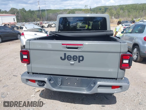 2022 Jeep Gladiator High Altitude with VIN 1C6HJTFG5NL114661, listed as a IAAI auction lot 41771986 with 42,696 mi miles and . Bid and sale history available at DreamBid. Image 16.