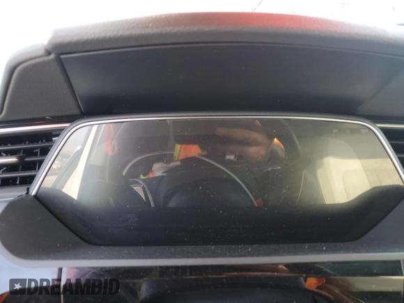 2024 Audi Q8 e-tron Premium Plus z VIN WA15AAGE5RB007032, wystawiony jako Copart lot #86919704 z przebiegiem Nie podano mil oraz Szkoda całkowita • Salvage title. Historia ofert i sprzedaży dostępna na DreamBid. Obrazek 9.