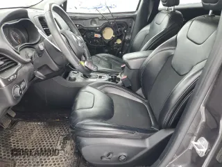 2019 Jeep Cherokee Latitude Plus с VIN 1C4PJMLB7KD141336, выставлен на аукционе Copart как лот 44799615 с пробегом 204 326 миль миль и Списание • Salvage title. История ставок и продаж доступна на DreamBid. Изображение 7.