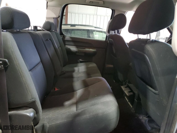2014 Chevrolet Silverado 2500HD LT with VIN 1GC1KXCG5EF185991, listed as a Copart auction lot 82706064 with 157,930 mi miles and Salvage Title. Bid and sale history available at carsss.com. Image 10.