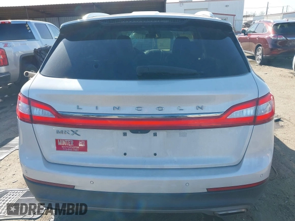 2016 Lincoln MKX Select with VIN 2LMTJ6KR1GBL75185, listed as a IAAI auction lot 41706363 with 135,844 mi miles and . Bid and sale history available at carsss.com. Image 17.