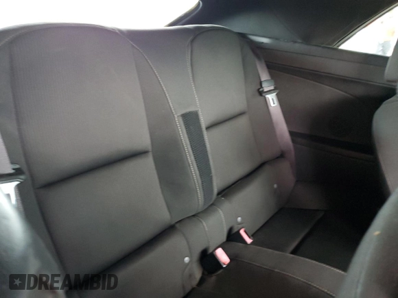 2013 Chevrolet Camaro LT z VIN 2G1FB3D39D9247208, wystawiony jako Copart lot #59142905 z przebiegiem 156 375 mil mil oraz Szkoda całkowita • Salvage title. Historia ofert i sprzedaży dostępna na DreamBid. Obrazek 10.