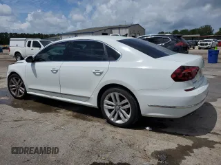 2017 Volkswagen Passat SE with VIN 1VWGT7A31HC019042, listed as a Copart auction lot 61078305 with 149,335 mi miles and Salvage title. Bid and sale history available at DreamBid. Image 2.