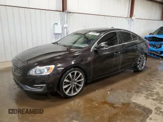 2015 Volvo S60 T6 Drive-E with VIN YV149MFK4F1349232, listed as a Copart auction lot 42994095 with 159,715 mi miles and Salvage Title. Bid and sale history available at carsss.com. Image 1.