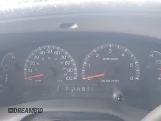 2001 Ford F-150 XL z VIN 1FTRX17L31NA79032, wystawiony jako IAAI lot #42334280 z przebiegiem Nie podano mil oraz . Historia ofert i sprzedaży dostępna na DreamBid. Obrazek 7.