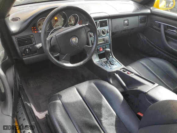 2000 Mercedes-Benz SLK-Class Kompressor with VIN WDBKK47FXYF164836, listed as a Copart auction lot 46904375 with 127,424 mi miles and Salvage Title. Bid and sale history available at carsss.com. Image 8.