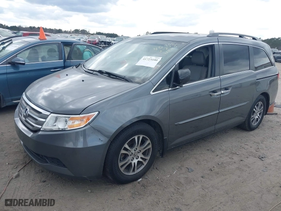 2011 Honda Odyssey EX-L with VIN 5FNRL5H61BB097069, listed as a IAAI auction lot 41723100 with 252,529 mi miles. Bid and sale history available at carsss.com. Image 17.