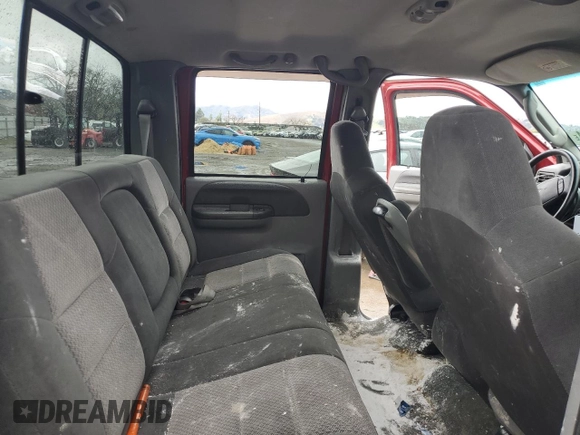 2003 Ford Super Duty F-250 XL with VIN 1FTNW20S33EA19960, listed as a Copart auction lot 85961314 with 268,112 mi miles and Salvage Title. Bid and sale history available at carsss.com. Image 10.