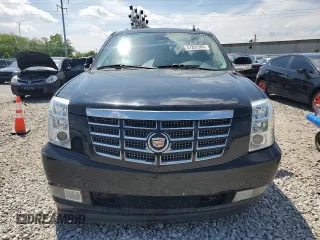2011 Cadillac Escalade Luxury z VIN 1GYS4BEF0BR362084, wystawiony jako Copart lot #57265385 z przebiegiem 158 121 mil mil oraz Szkody całkowita. Historia ofert i sprzedaży dostępna na DreamBid. Obrazek 5.