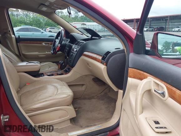 2007 Saturn Outlook XR z VIN 5GZER33747J126662, wystawiony jako IAAI lot #42214965 z przebiegiem 146 397 mil mil oraz . Historia ofert i sprzedaży dostępna na DreamBid. Obrazek 5.