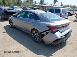 2025 Hyundai Elantra SEL Convenience with VIN KMHLS4DG0SU985915, listed as a IAAI auction lot 42111123 with 680 mi miles and . Bid and sale history available at DreamBid. Image 3.