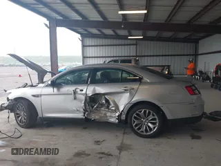 2014 Ford Taurus Limited с VIN 1FAHP2F89EG186147, выставлен на аукционе IAAI как лот 42228000 с пробегом 179 863 миль миль и . История ставок и продаж доступна на DreamBid. Изображение 15.