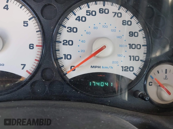 2004 Jeep Liberty Sport with VIN 1J4GL48K84W145318, listed as a IAAI auction lot 41885018 with 174,041 mi miles. Bid and sale history available at carsss.com. Image 14.