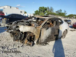 2019 Acura TLX Technology z VIN 19UUB2F45KA004111, wystawiony jako Copart lot #82559274 z przebiegiem Nie podano mil oraz Nie do naprawy • Non repairable. Historia ofert i sprzedaży dostępna na DreamBid. Obrazek 1.