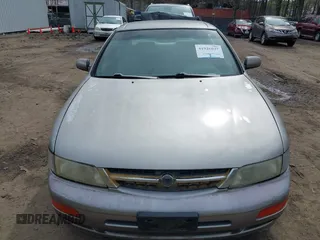 1999 Nissan Maxima GXE с VIN JN1CA21D7XT207262, выставлен на аукционе IAAI как лот 41926037 с пробегом 45 516 миль миль и . История ставок и продаж доступна на DreamBid. Изображение 6.