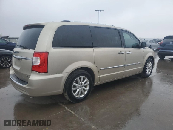 2016 Chrysler Town & Country Limited Platinum with VIN 2C4RC1GG0GR127855, listed as a Copart auction lot 44251255 with 159,510 mi miles and Clean Title. Bid and sale history available at carsss.com. Image 3.