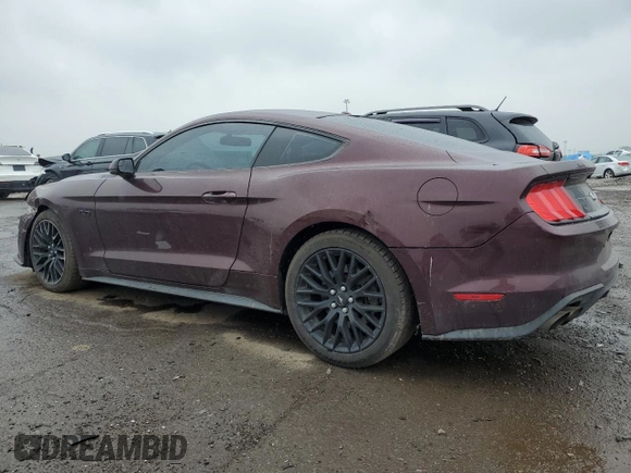 2018 Ford Mustang GT z VIN 1FA6P8CFXJ5122198, wystawiony jako Copart lot #59868995 z przebiegiem 71 499 mil mil oraz Czysty tytuł • Clean title. Historia ofert i sprzedaży dostępna na DreamBid. Obrazek 2.