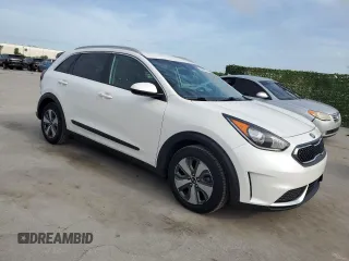 2018 Kia Niro FE with VIN KNDCB3LC3J5188466, listed as a Copart auction lot 63920144 with 83,612 mi miles and Salvage Title. Bid and sale history available at carsss.com. Image 4.