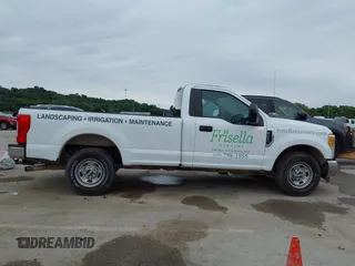 2017 Ford F-250 XL with VIN 1FTBF2A66HEF13905, listed as a IAAI auction lot 42339376 with 116,514 mi miles and . Bid and sale history available at DreamBid. Image 14.