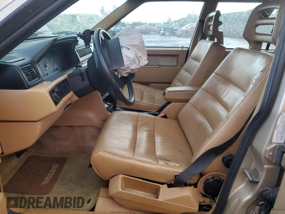 1991 Volvo 740 with VIN YV1FA8746M2513630, listed as a Copart auction lot 44464865 with 221,431 mi miles and Salvage Title. Bid and sale history available at carsss.com. Image 7.