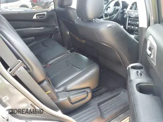 2014 Nissan Pathfinder SV with VIN 5N1AR2MM7EC710811, listed as a IAAI auction lot 42142870 with 158,803 mi miles. Bid and sale history available at carsss.com. Image 8.