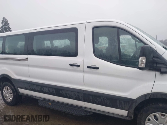 2023 Ford Transit Passenger XL с VIN 1FBAX2Y83PKA49279, выставлен на аукционе IAAI как лот 41869175 с пробегом 19 149 миль миль и . История ставок и продаж доступна на DreamBid. Изображение 13.