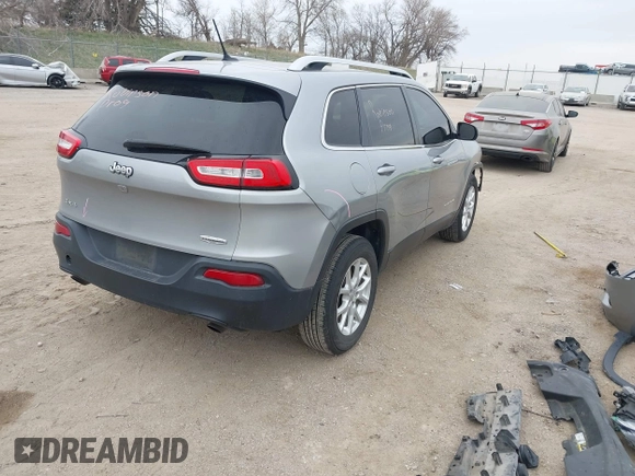 2014 Jeep Cherokee Latitude with VIN 1C4PJMCS7EW220899, listed as a IAAI auction lot 41973561 with 135,572 mi miles. Bid and sale history available at carsss.com. Image 4.
