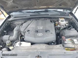 2003 Toyota 4Runner SR5 with VIN JTEZU14R530008993, listed as a IAAI auction lot 41697926 with 302,008 mi miles. Bid and sale history available at carsss.com. Image 10.