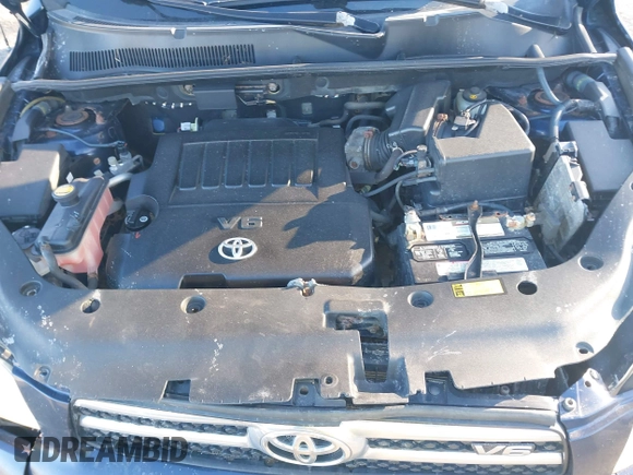2006 Toyota RAV4 Limited with VIN JTMBK31V966006089, listed as a IAAI auction lot 41389775 with 114,155 mi miles. Bid and sale history available at carsss.com. Image 10.