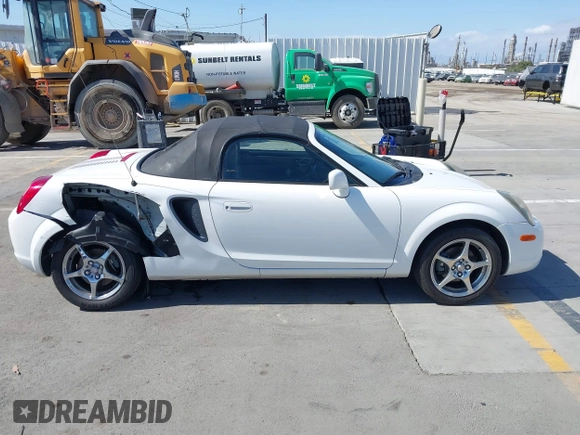 2002 Toyota MR2 z VIN JTDFR320120045045, wystawiony jako IAAI lot #42227577 z przebiegiem 128 095 mil mil oraz . Historia ofert i sprzedaży dostępna na DreamBid. Obrazek 13.