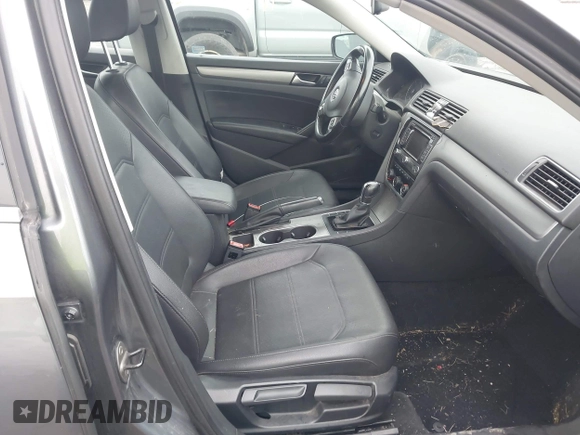 2014 Volkswagen Passat SE с VIN 1VWBN7A39EC085032, выставлен на аукционе IAAI как лот 41931302 с пробегом 193 425 миль миль и . История ставок и продаж доступна на DreamBid. Изображение 5.
