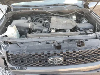 2019 Toyota Tundra SR with VIN 5TFRM5F16KX142078, listed as a Copart auction lot 83029394 with 205,026 mi miles and Salvage title. Bid and sale history available at DreamBid. Image 12.