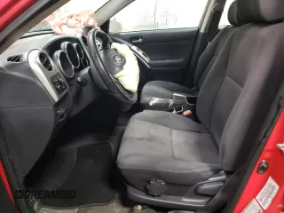 2004 Toyota Matrix Std with VIN 2T1LR38E64C309441, listed as a Copart auction lot 45522565 with 261,705 mi miles and Salvage Title. Bid and sale history available at carsss.com. Image 7.