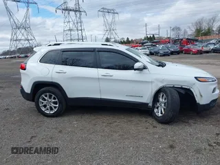 2017 Jeep Cherokee Latitude with VIN 1C4PJMCS7HW635967, listed as a IAAI auction lot 41742842 with 54,782 mi miles and . Bid and sale history available at DreamBid. Image 14.
