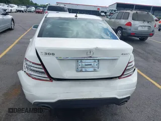 2013 Mercedes-Benz C 300 Sport with VIN WDDGF8AB8DR287316, listed as a IAAI auction lot 42645992 with 156,974 mi miles and . Bid and sale history available at DreamBid. Image 16.