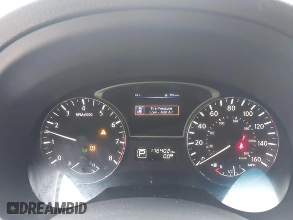 2015 Nissan Altima 2.5 z VIN 1N4AL3AP9FC195019, wystawiony jako IAAI lot #42315205 z przebiegiem 176 402 mil mil oraz . Historia ofert i sprzedaży dostępna na DreamBid. Obrazek 7.