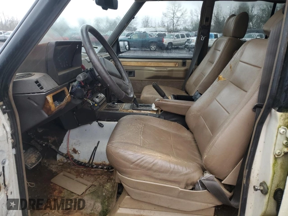 1991 Land Rover Range Rover with VIN SALHV124XMA605162, listed as a Copart auction lot 43775265 with 68,368 mi miles and Clean Title. Bid and sale history available at DreamBid. Image 7.