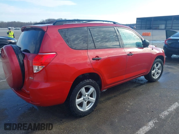 2008 Toyota RAV4 with VIN JTMBK33V086033312, listed as a IAAI auction lot 41898250 with 157,244 mi miles. Bid and sale history available at carsss.com. Image 4.