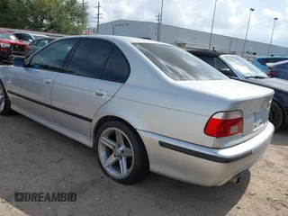 2003 BMW 5 Series 540i z VIN WBADN63443GS56672, wystawiony jako IAAI lot #42388726 z przebiegiem Nie podano mil oraz . Historia ofert i sprzedaży dostępna na DreamBid. Obrazek 3.
