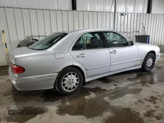 2001 Mercedes-Benz E-Class with VIN WDBJF65J61B198210, listed as a Copart auction lot 72616744 with 305,814 mi miles and Salvage Title. Bid and sale history available at carsss.com. Image 3.