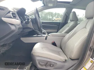 2019 Toyota Camry LE with VIN 4T1B11HK0KU758929, listed as a Copart auction lot 48995055 with 314,336 mi miles and Clean Title. Bid and sale history available at carsss.com. Image 7.