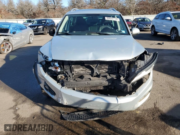 2013 Volkswagen Tiguan SE с VIN WVGBV7AX6DW515162, выставлен на аукционе Copart как лот 86622714 с пробегом 124 868 миль миль и На запчасти • Non repairable. История ставок и продаж доступна на DreamBid. Изображение 5.