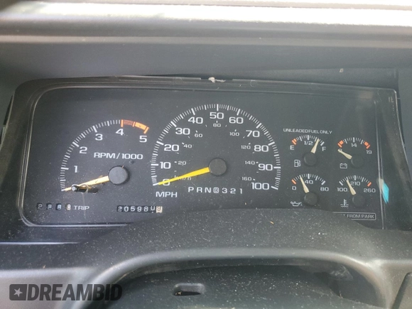 1995 GMC Yukon with VIN 1GKEK18K2SJ700616, listed as a Copart auction lot 68582034 with 205,980 mi miles and Salvage Title. Bid and sale history available at carsss.com. Image 9.