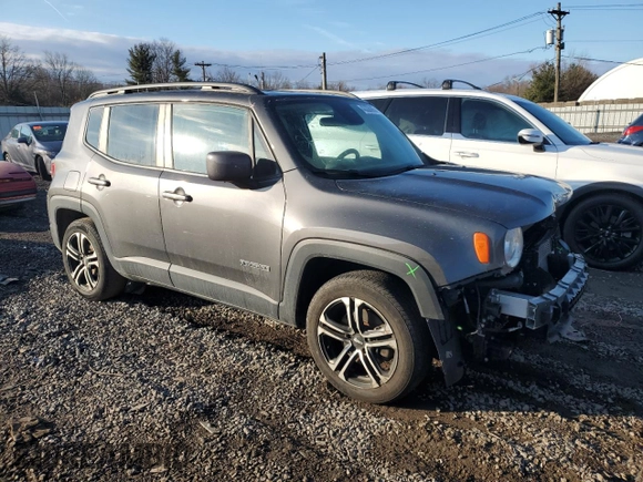 2020 Jeep Renegade Altitude with VIN ZACNJABB0LPL67208, listed as a Copart auction lot 43326665 with 118,757 mi miles and Salvage Title. Bid and sale history available at DreamBid. Image 4.