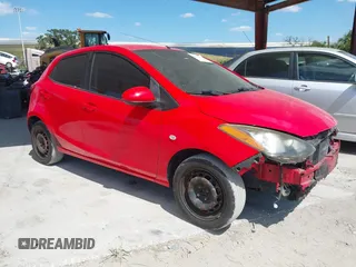 2014 Mazda 2 Sport with VIN JM1DE1KY4E0174415, listed as a IAAI auction lot 42190504 with 179,864 mi miles. Bid and sale history available at carsss.com. Image 1.