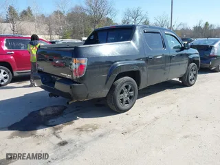 2008 Honda Ridgeline RTX with VIN 2HJYK16308H527737, listed as a IAAI auction lot 41793209 with 200,929 mi miles. Bid and sale history available at carsss.com. Image 4.